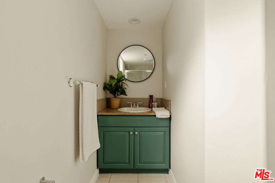 1201 Viola Ave Unit: 113