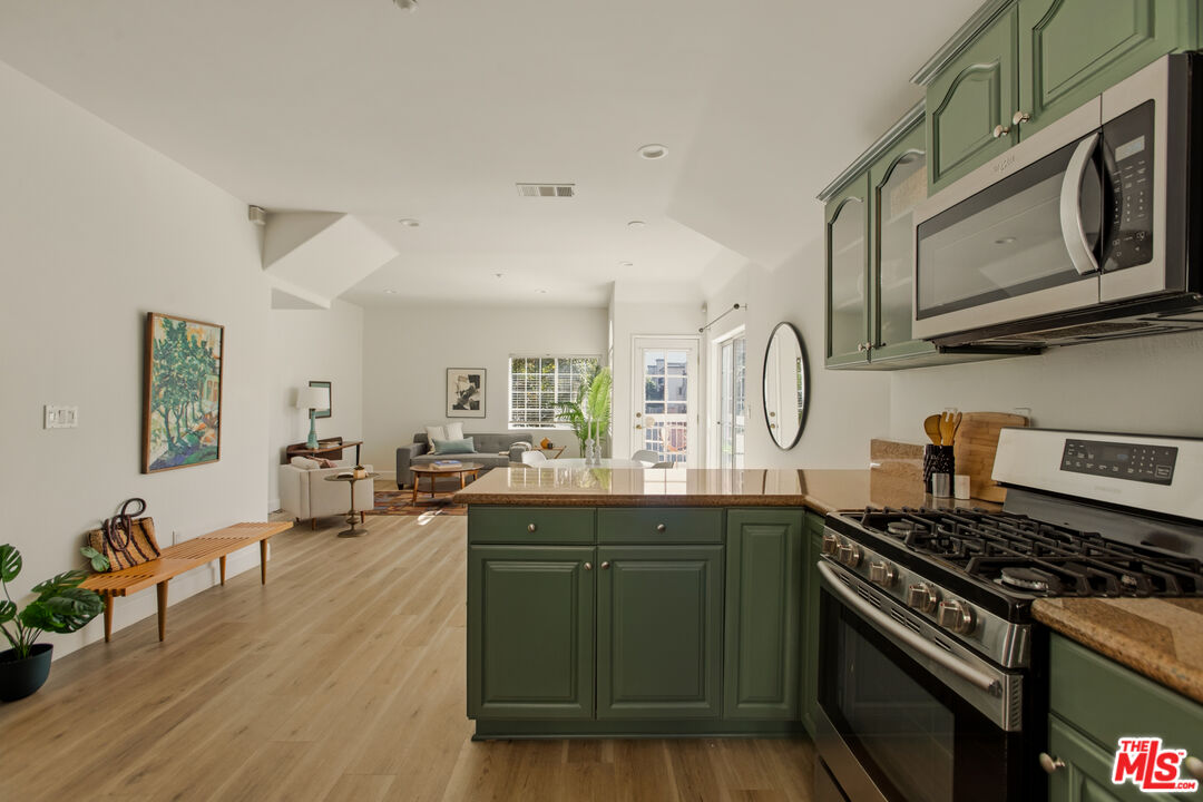 1201 Viola Ave Unit: 113