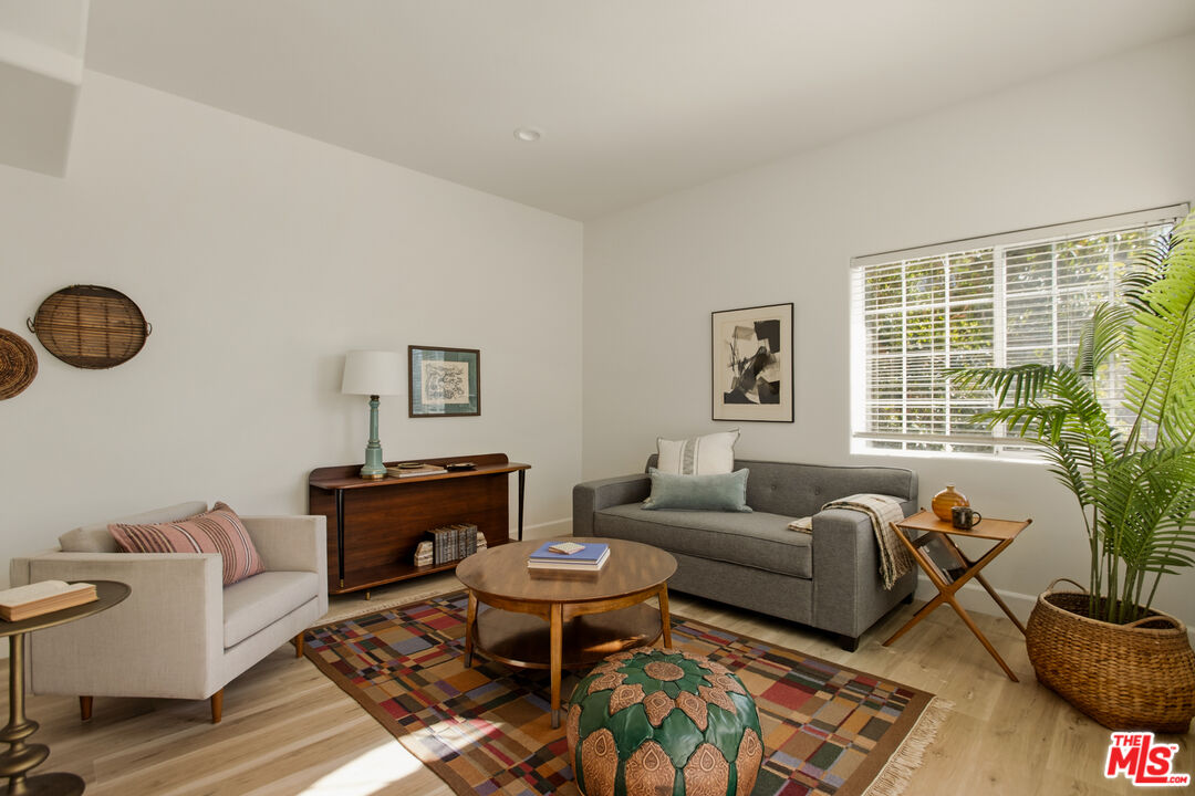 1201 Viola Ave Unit: 113