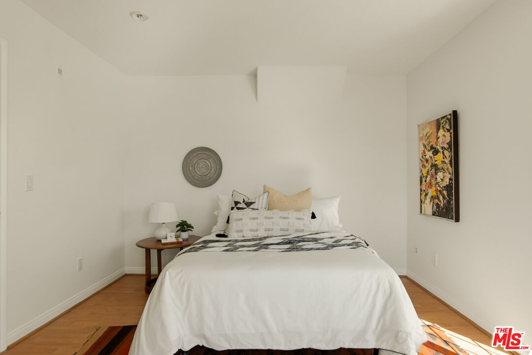 1201 Viola Ave Unit: 113