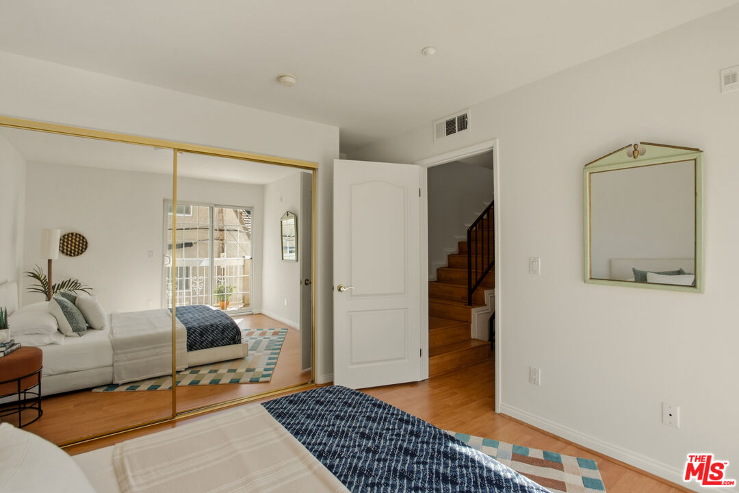 1201 Viola Ave Unit: 113