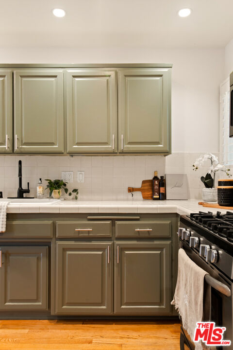 4807 Beck Ave Unit: 16