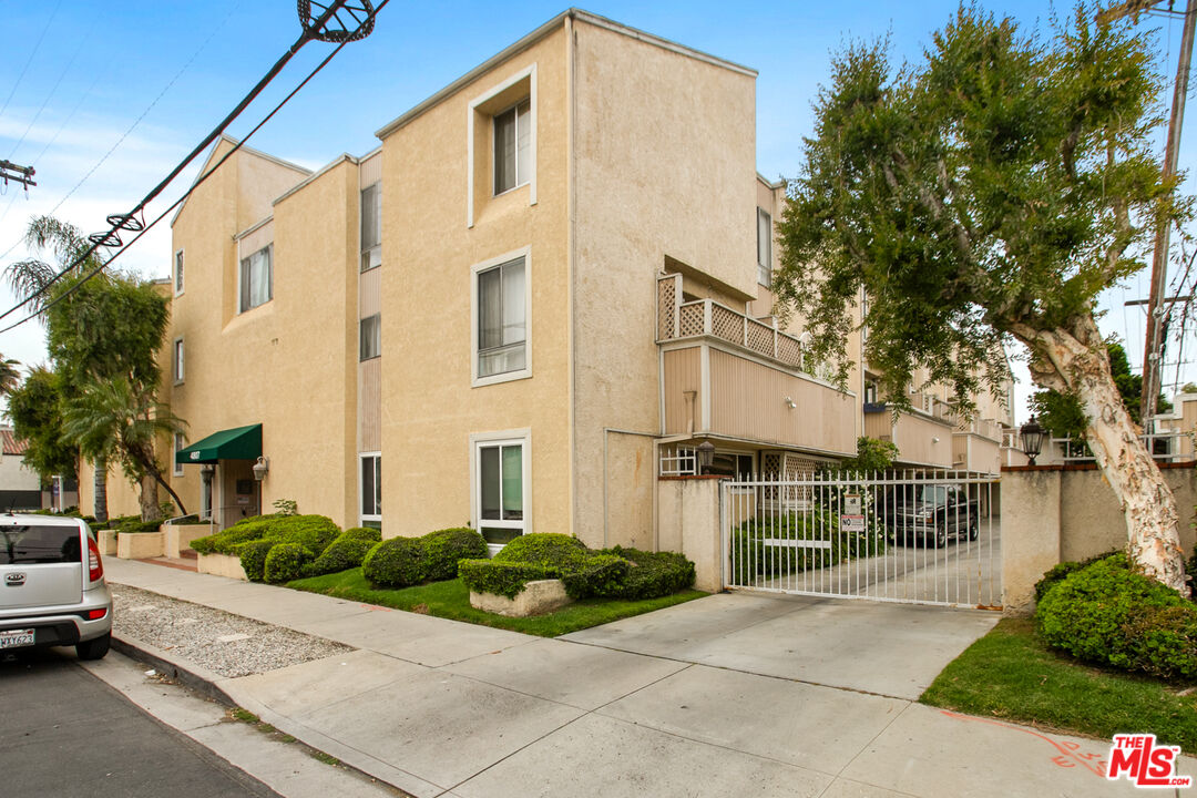 4807 Beck Ave Unit: 16