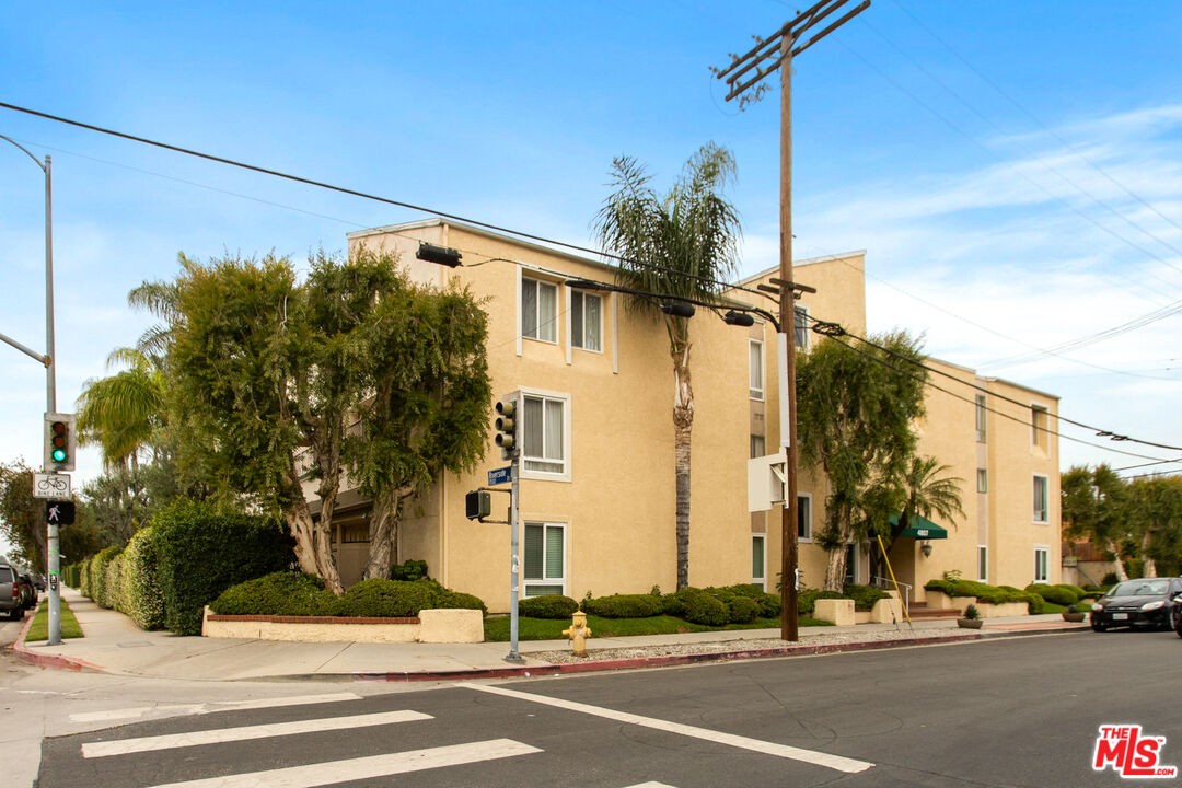 4807 Beck Ave Unit: 16