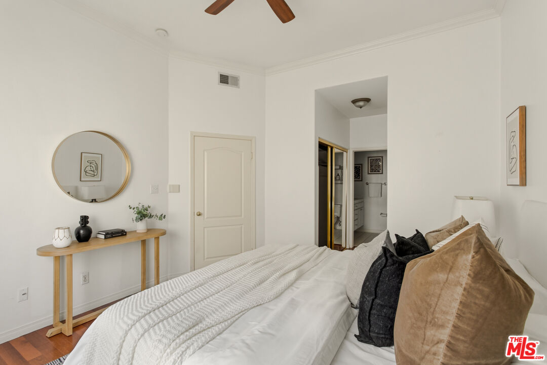 4520 Fulton Ave Unit: 14