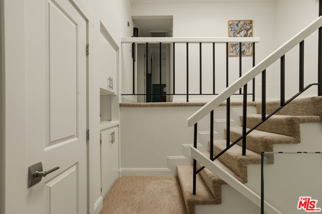 4730 Ben Ave Unit: 11