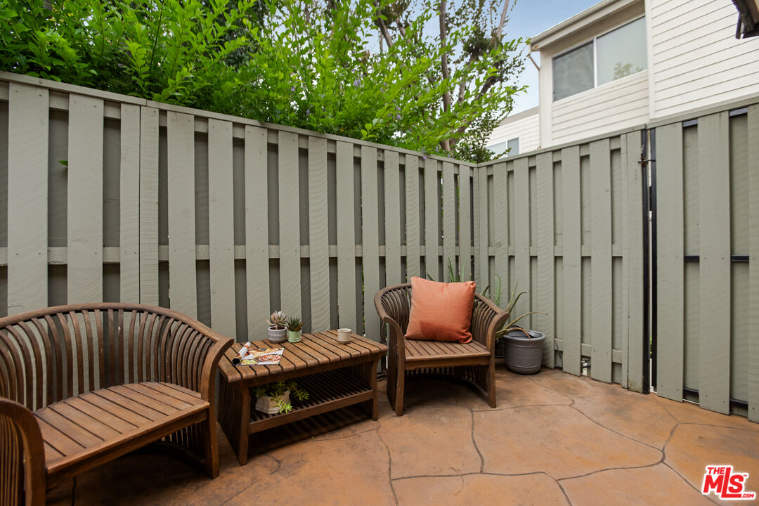 4730 Ben Ave Unit: 11