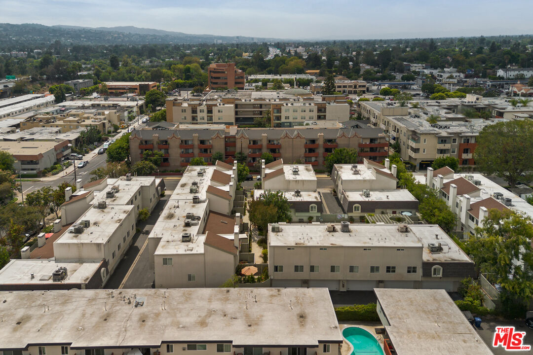 4730 Ben Ave Unit: 11