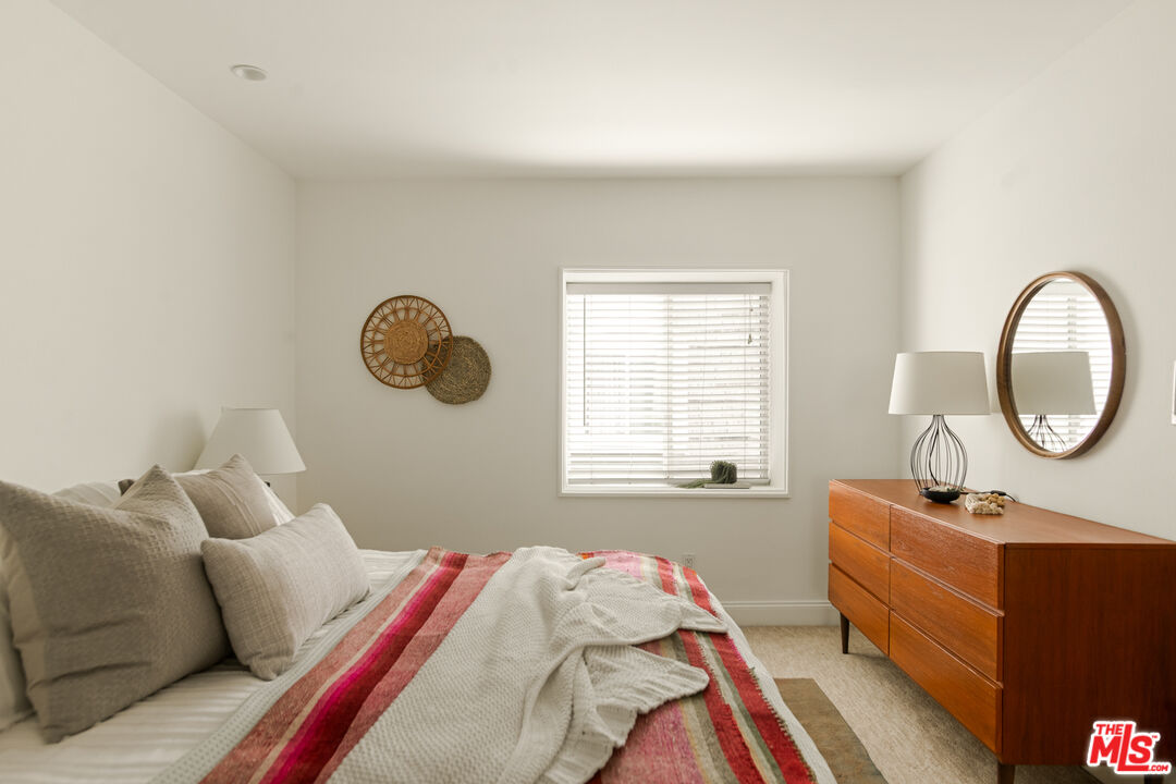 4730 Ben Ave Unit: 11