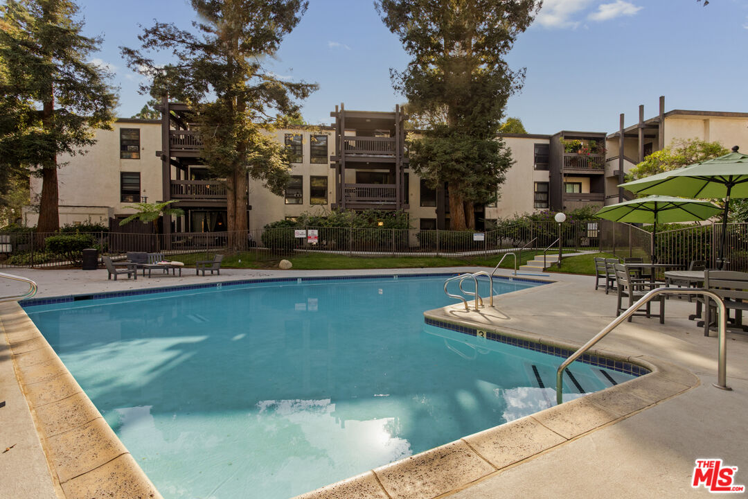 8650 Gulana Ave Unit: 3166