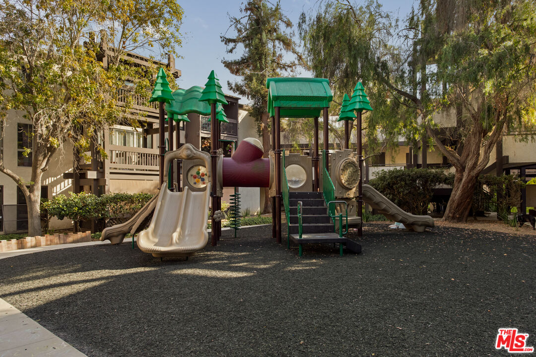 8650 Gulana Ave Unit: 3166