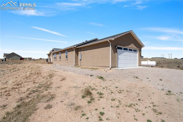 7483 Little Chief Court