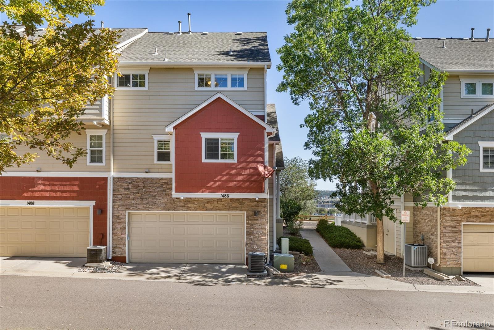 1486 Nemrick Place