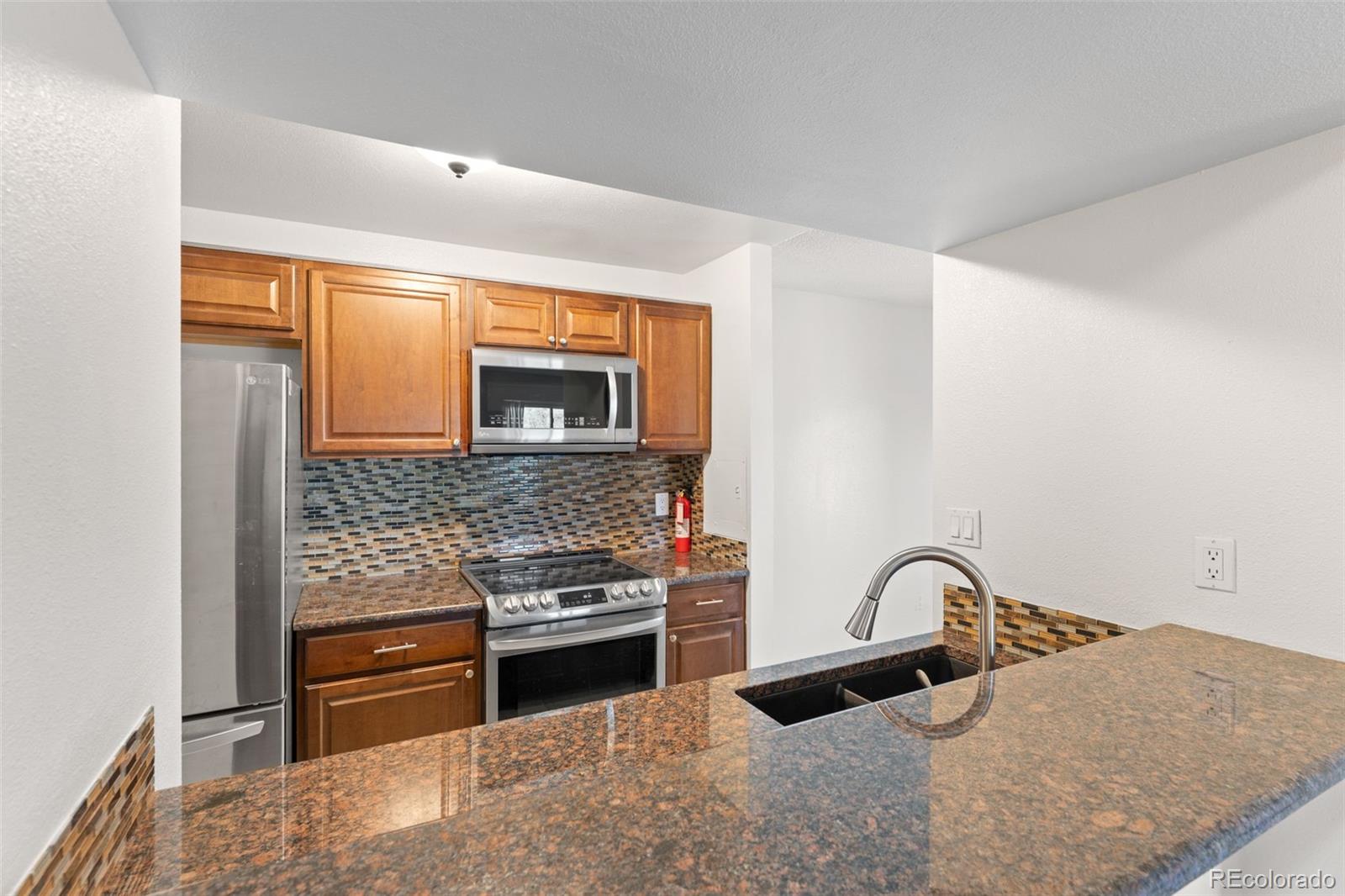 935 Saturn Drive Unit: 117