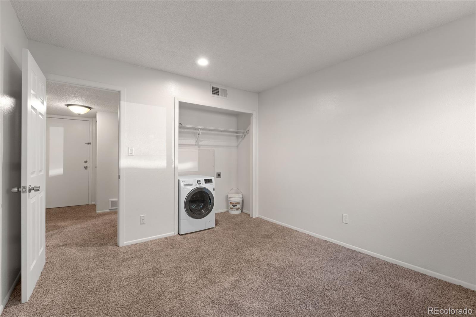 935 Saturn Drive Unit: 117