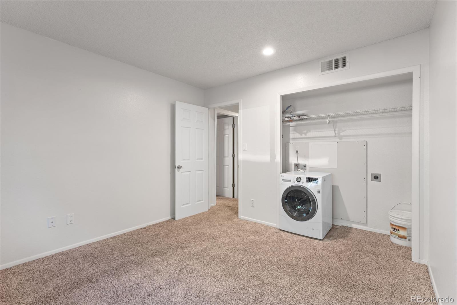 935 Saturn Drive Unit: 117