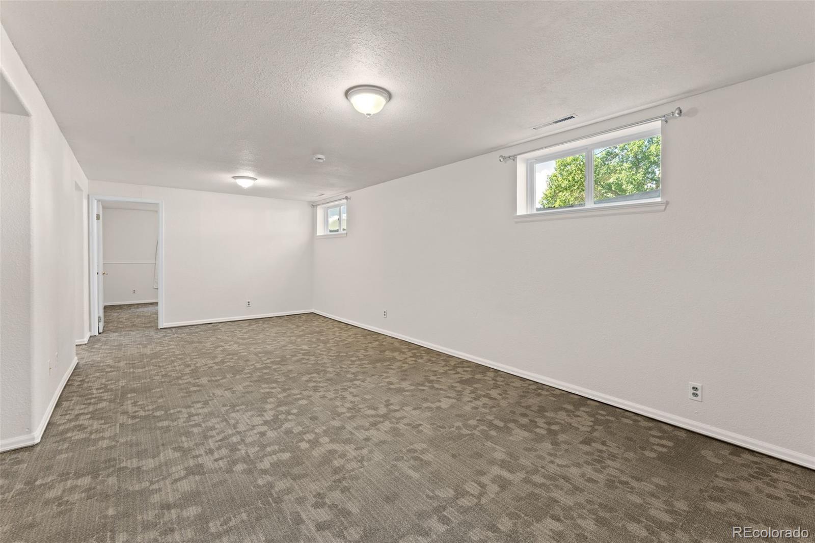 3842 Vaquero Circle