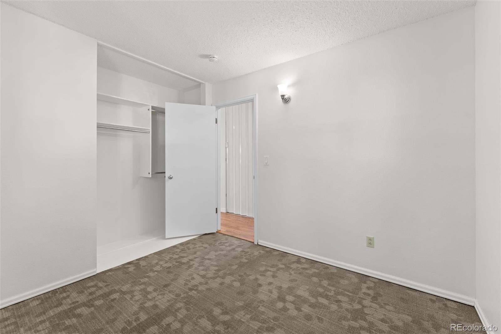 3842 Vaquero Circle