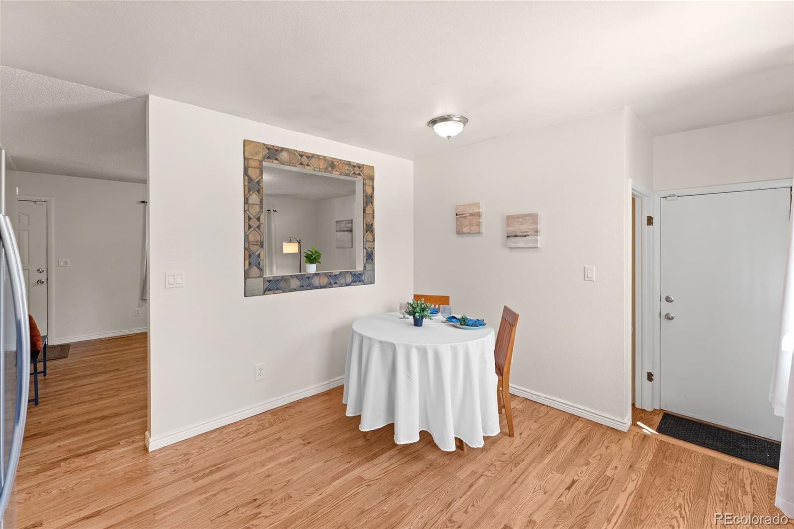 3842 Vaquero Circle