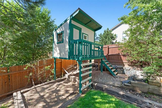 4910 Champagne Drive