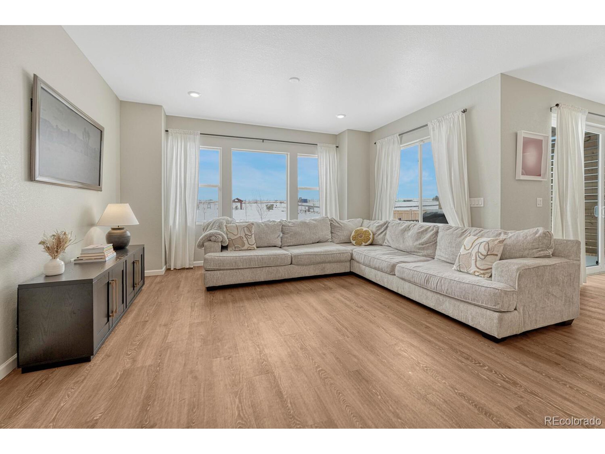 13353 Amber Sky St