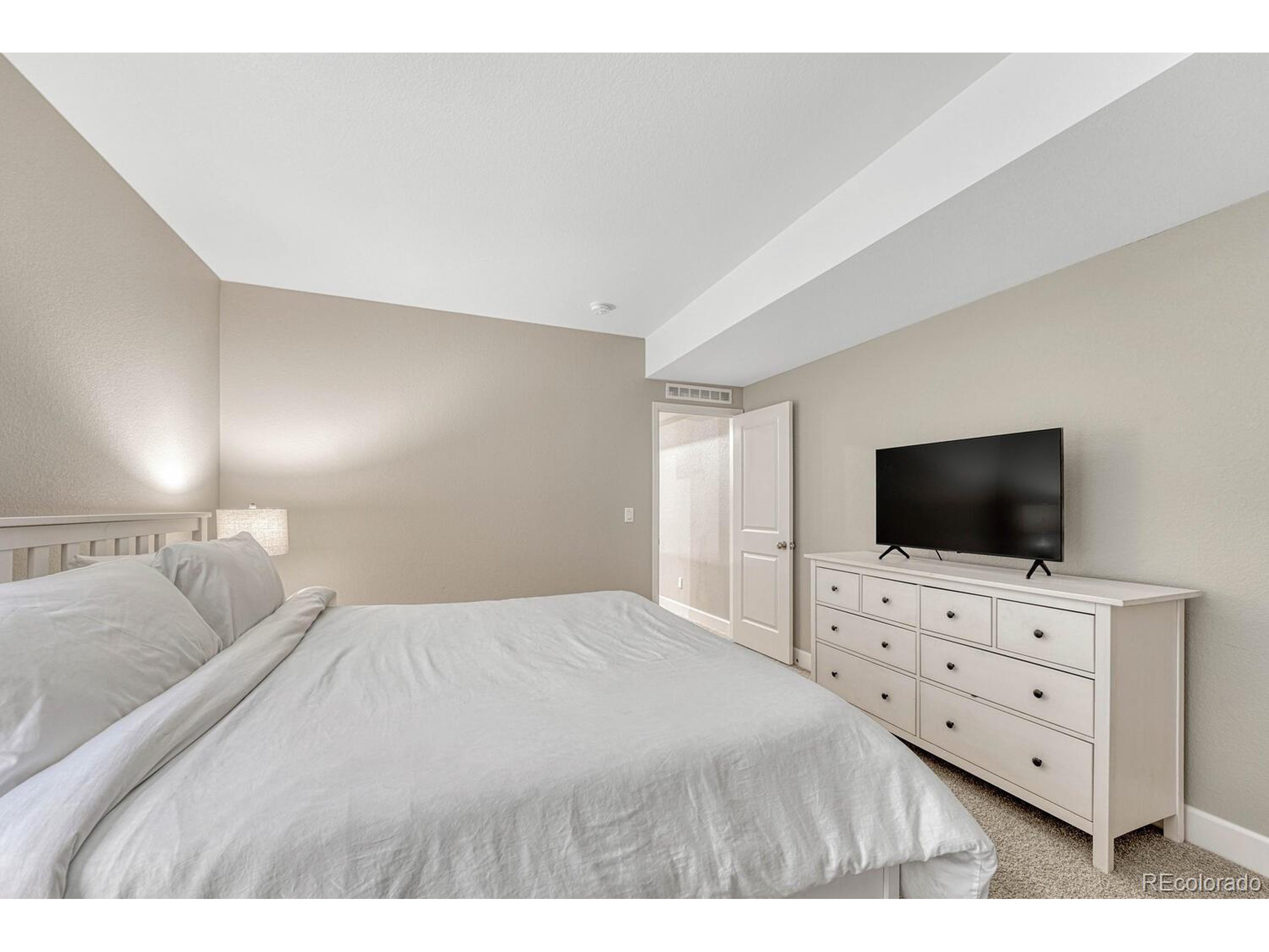 13353 Amber Sky St