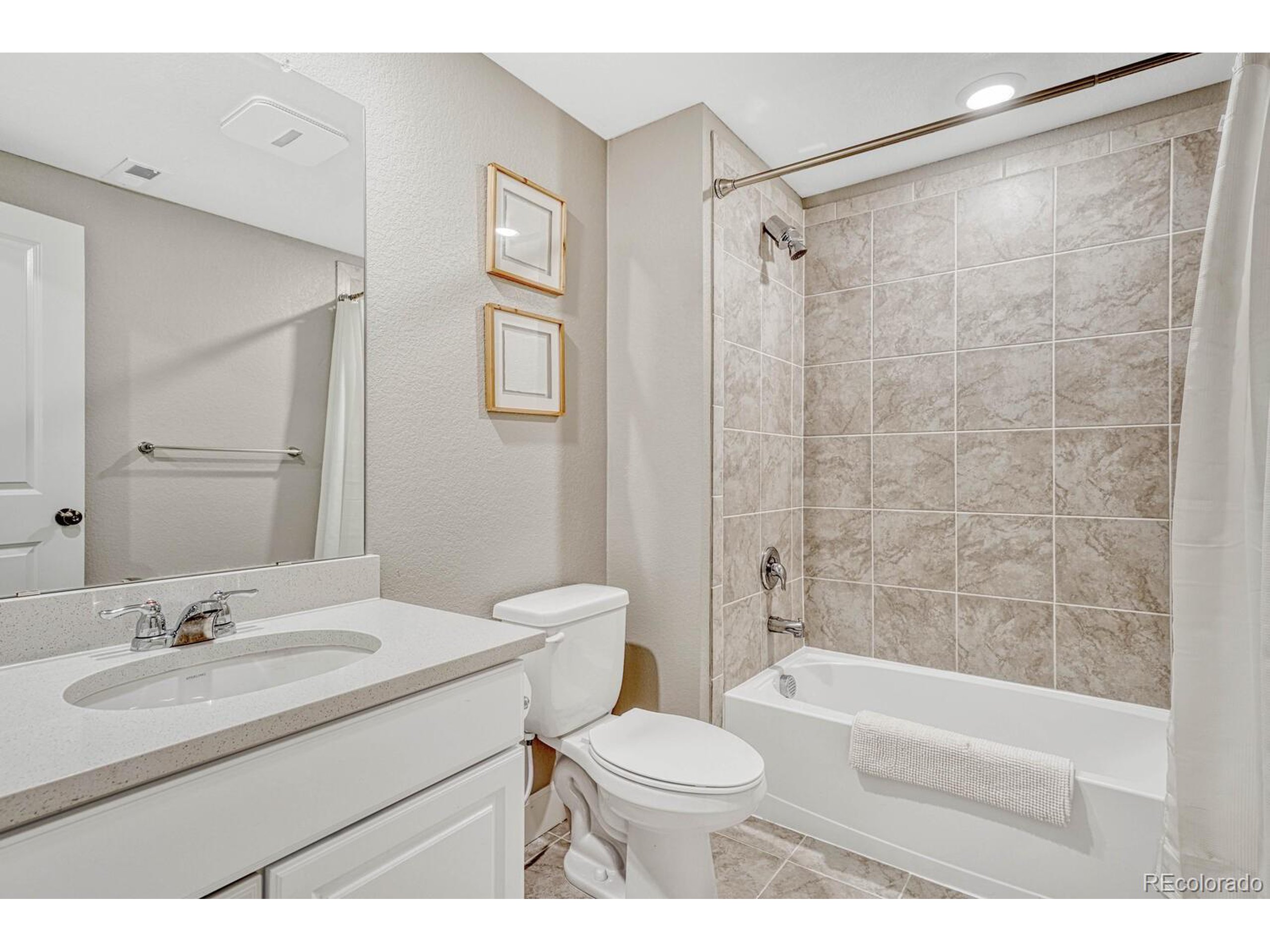 13353 Amber Sky St
