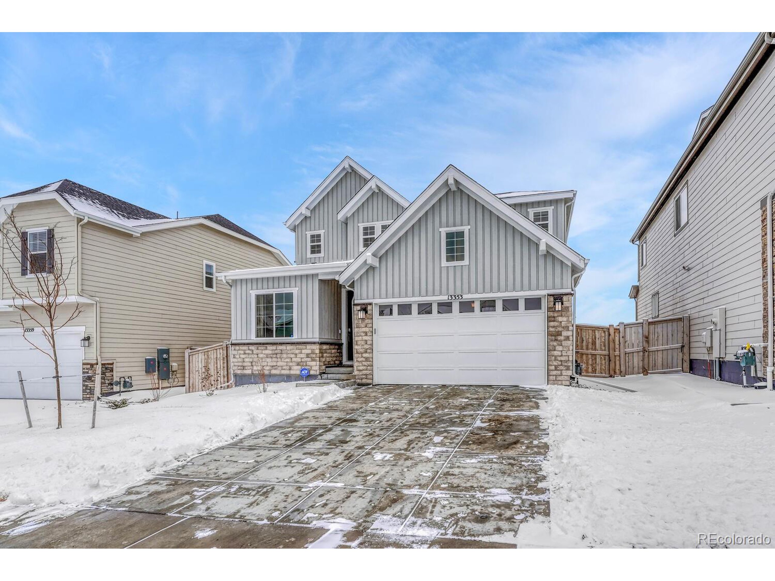 13353 Amber Sky St