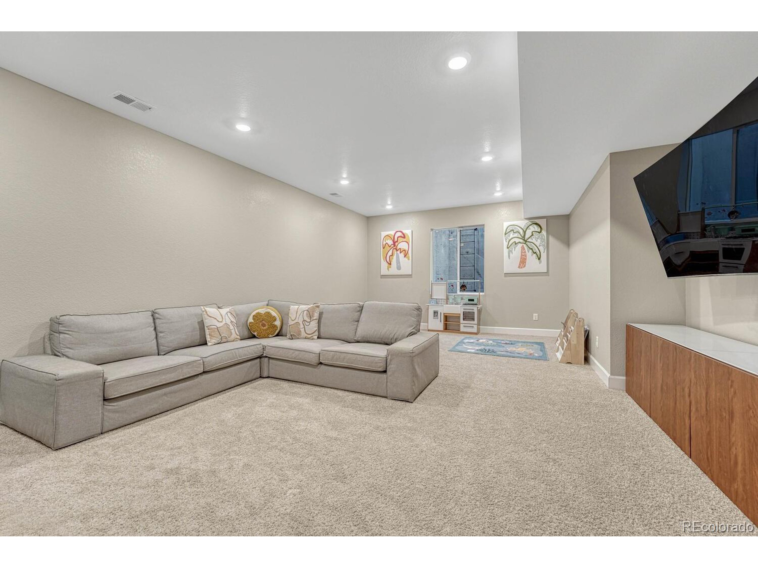 13353 Amber Sky St