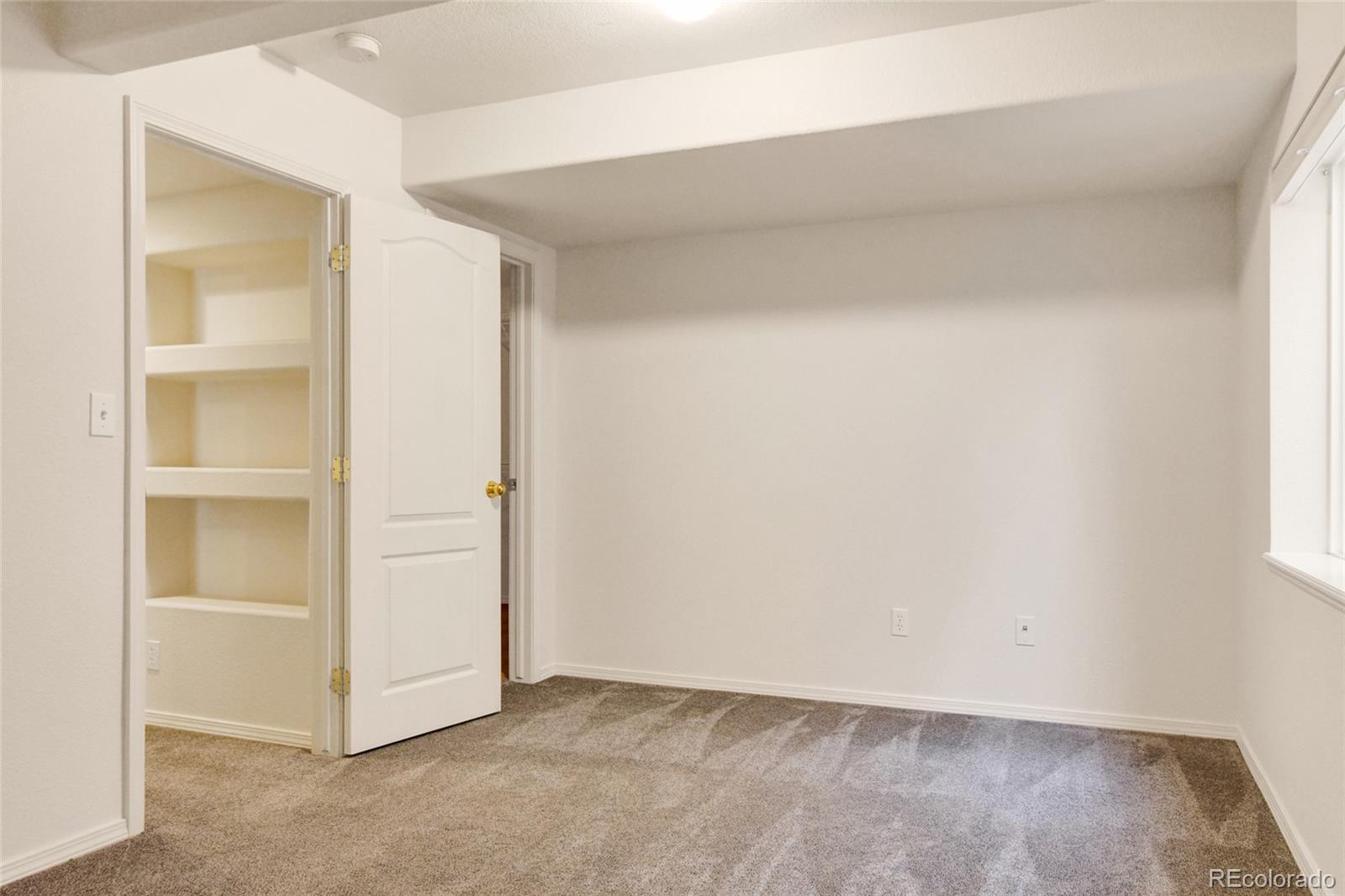 9518 Orchard Park Trail