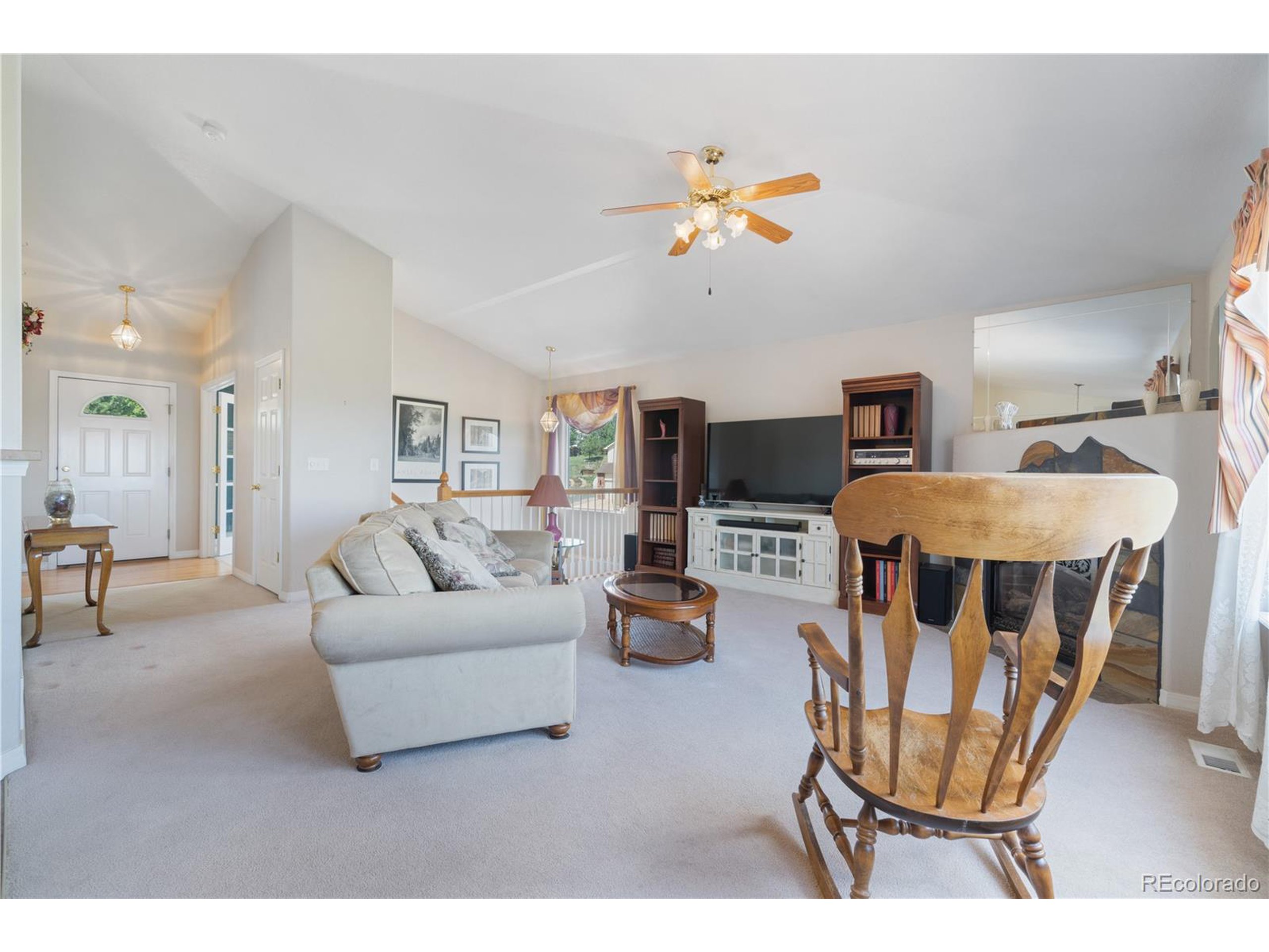 1443 W Costilla St