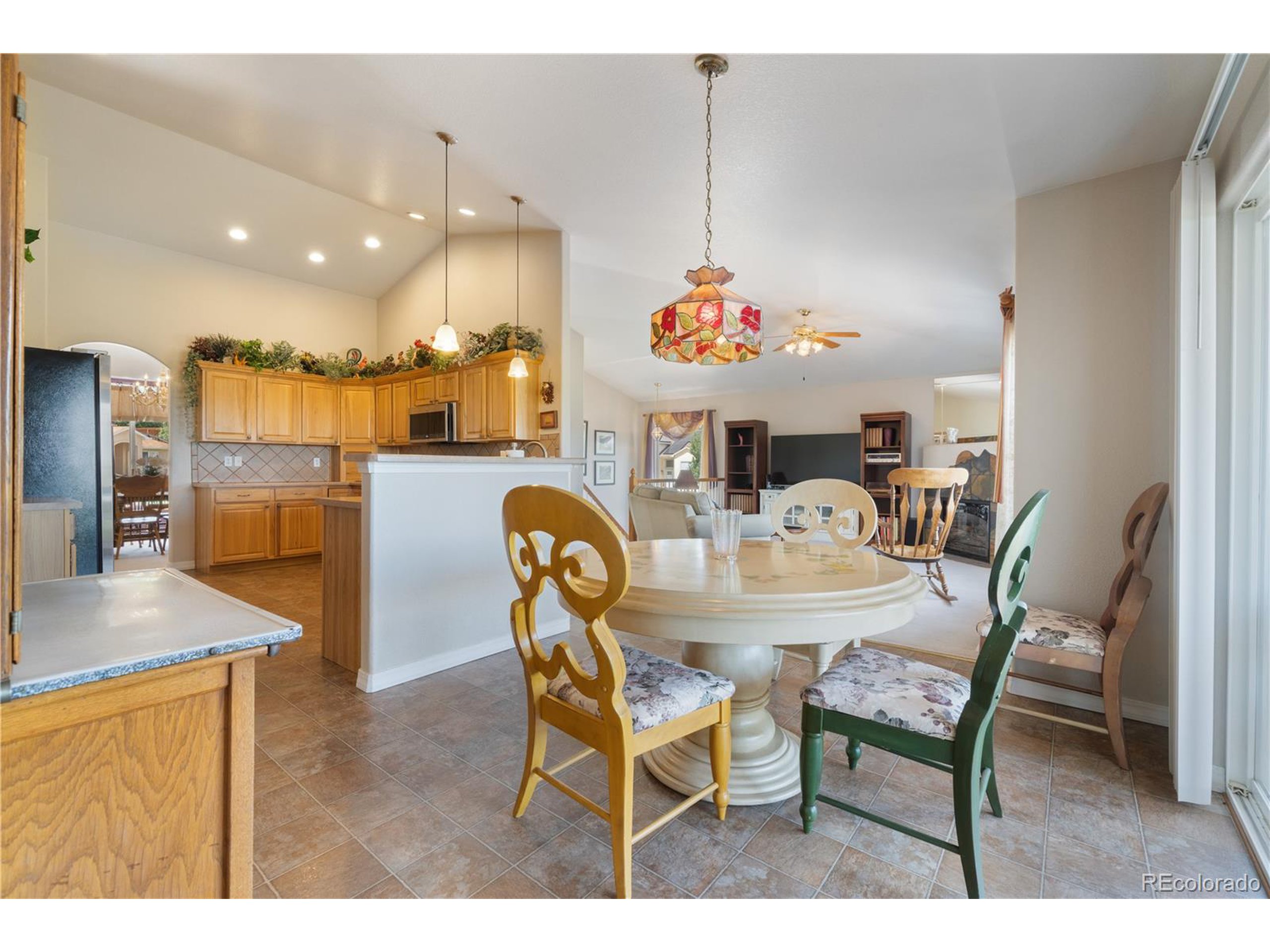 1443 W Costilla St