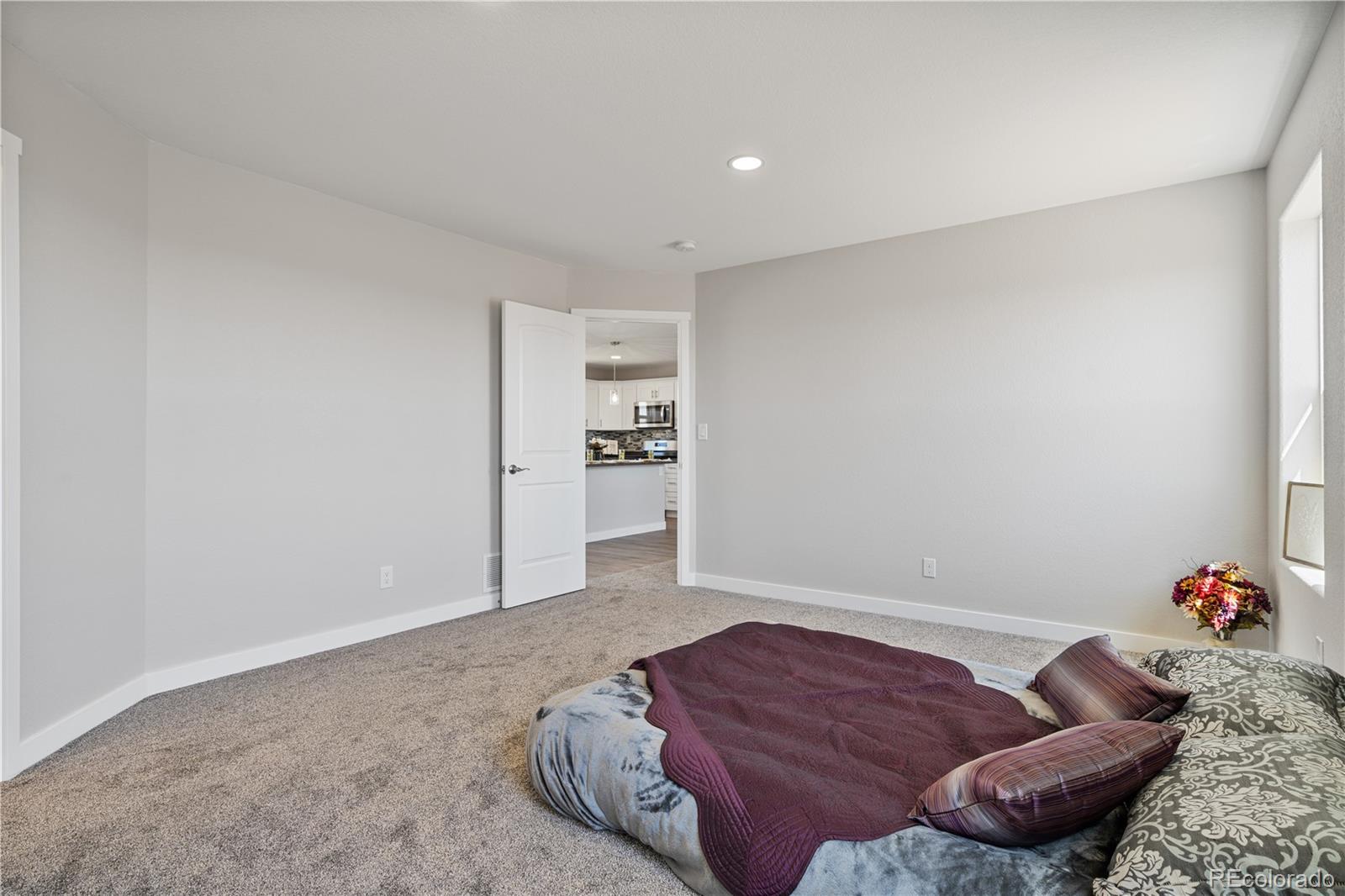 7523 Little Chief Court