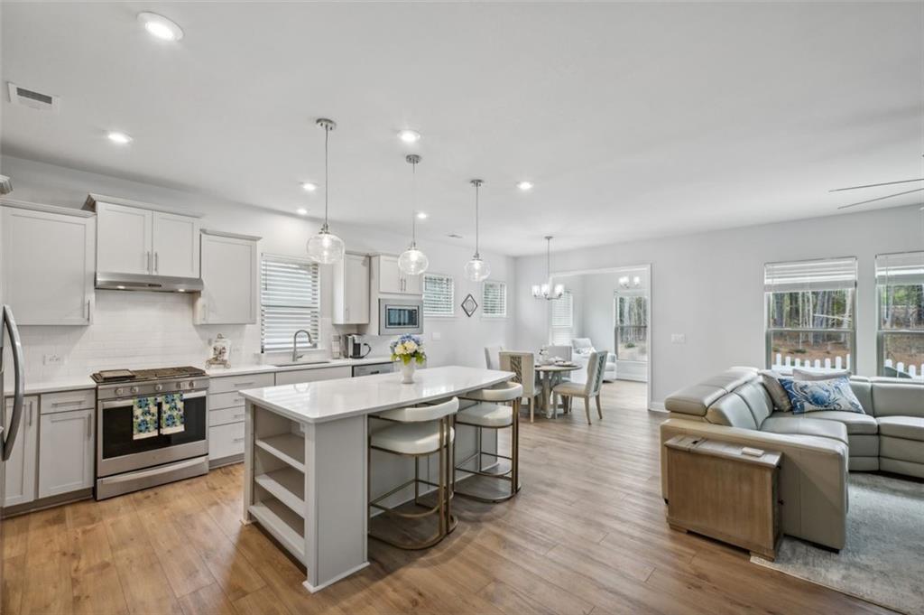 504 Colebrook Way