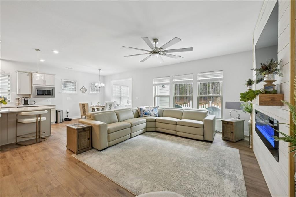 504 Colebrook Way