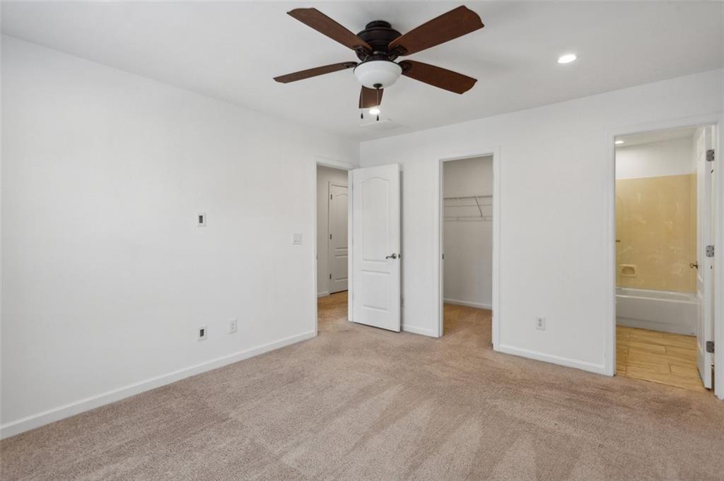 3904 Old Station Drive SE