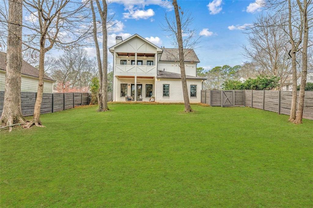 812 Stratford Road