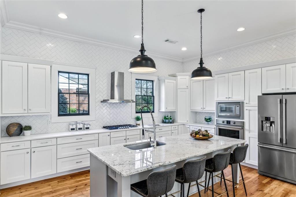 812 Stratford Road