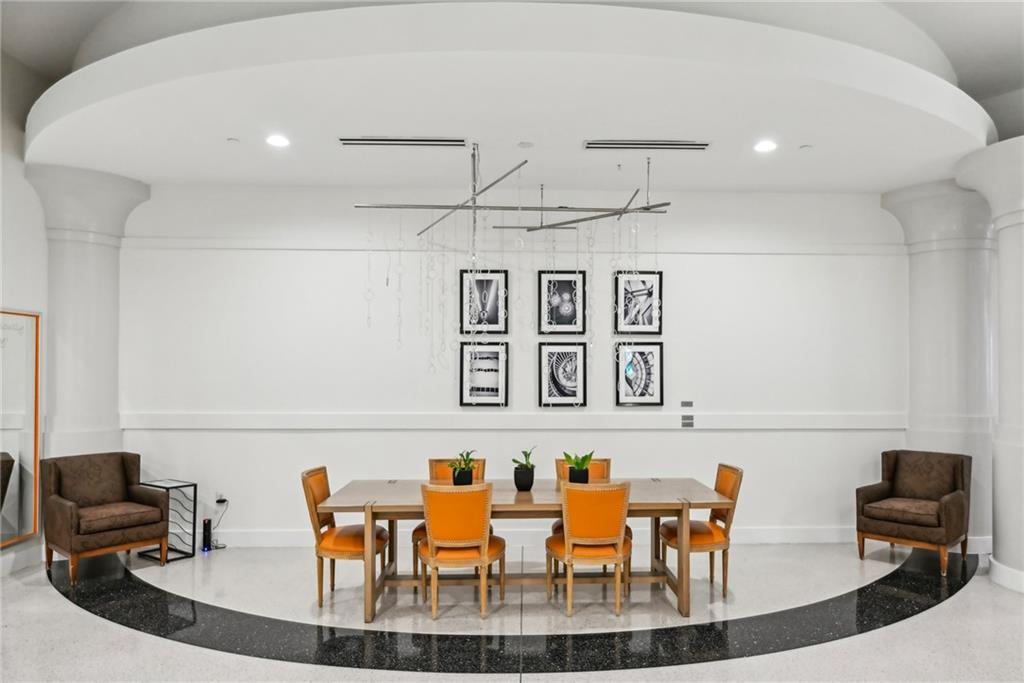 860 Peachtree Street NE Unit 1008