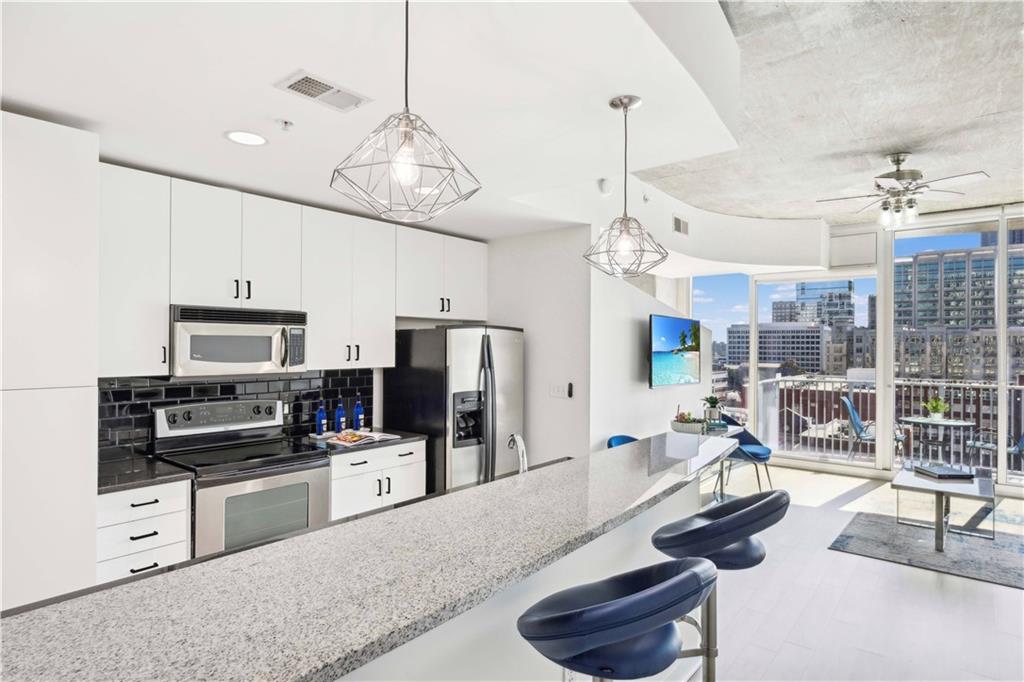 860 Peachtree Street NE Unit 1008