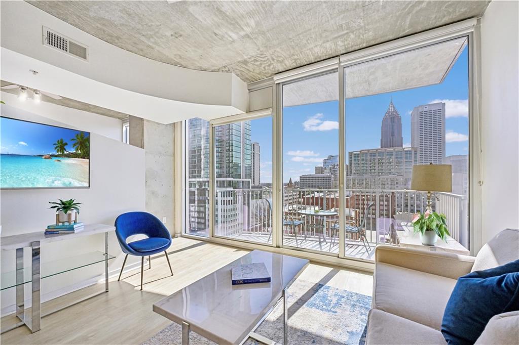 860 Peachtree Street NE Unit 1008