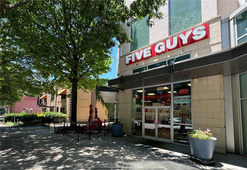 860 Peachtree Street NE Unit 1008