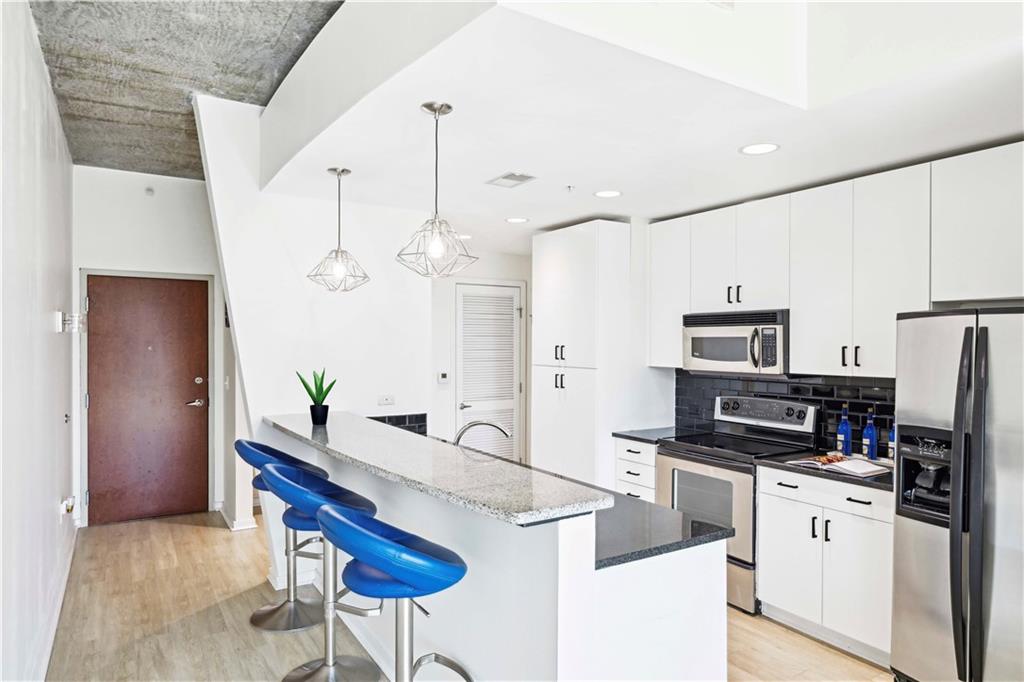 860 Peachtree Street NE Unit 1008