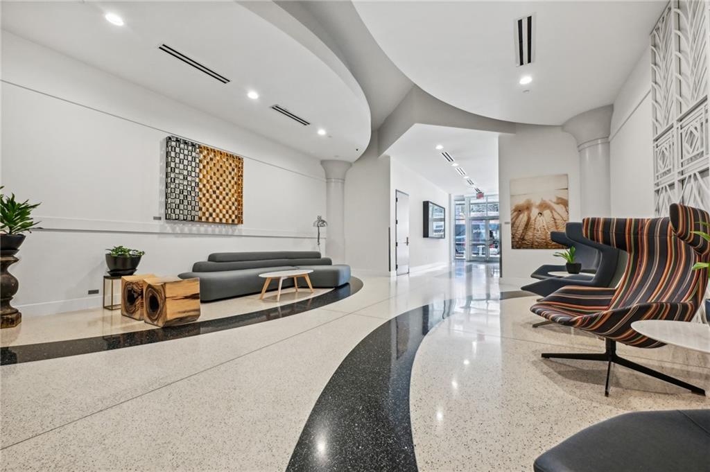 860 Peachtree Street NE Unit 1008