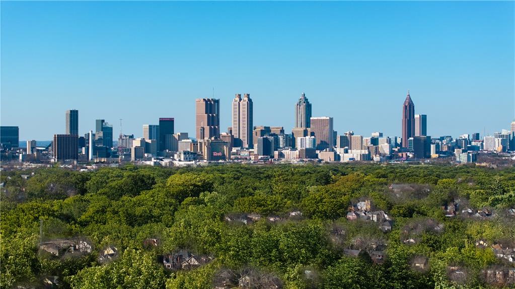 738 Province SE