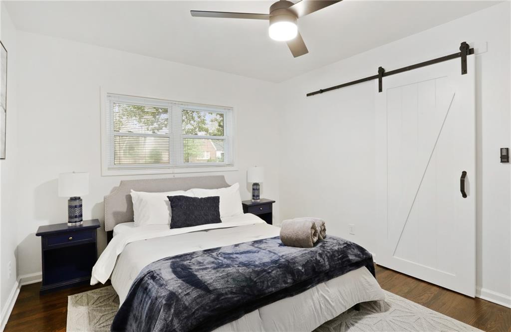 961 E Rock Springs Road NE