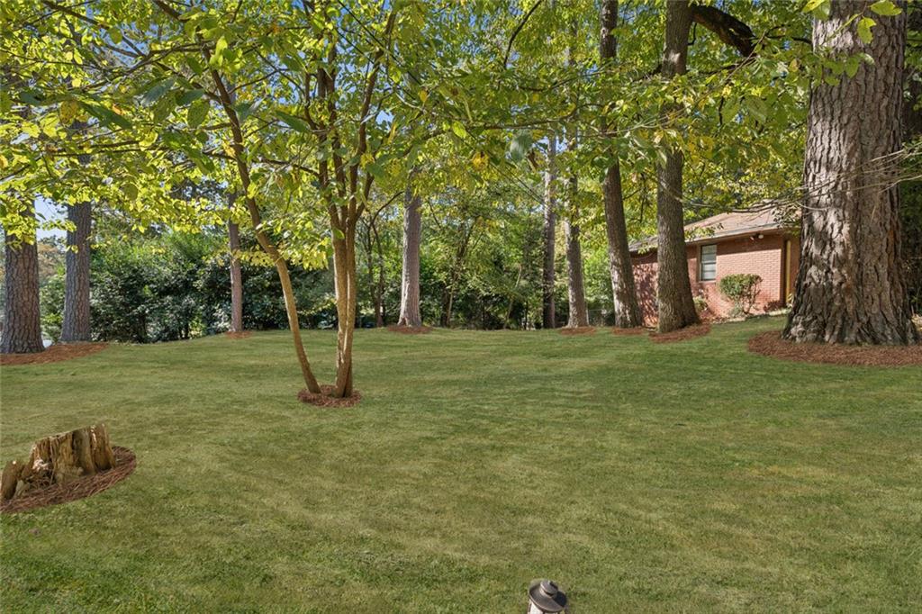 1955 Vance Drive NE