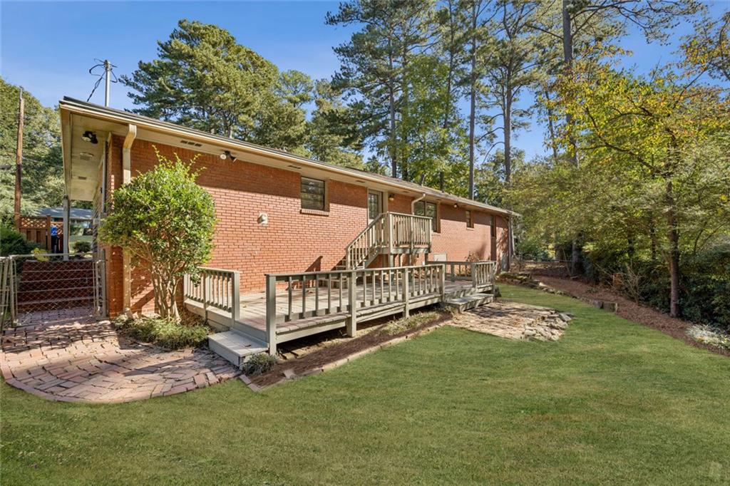 1955 Vance Drive NE