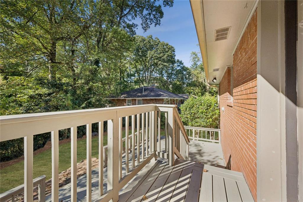 1955 Vance Drive NE