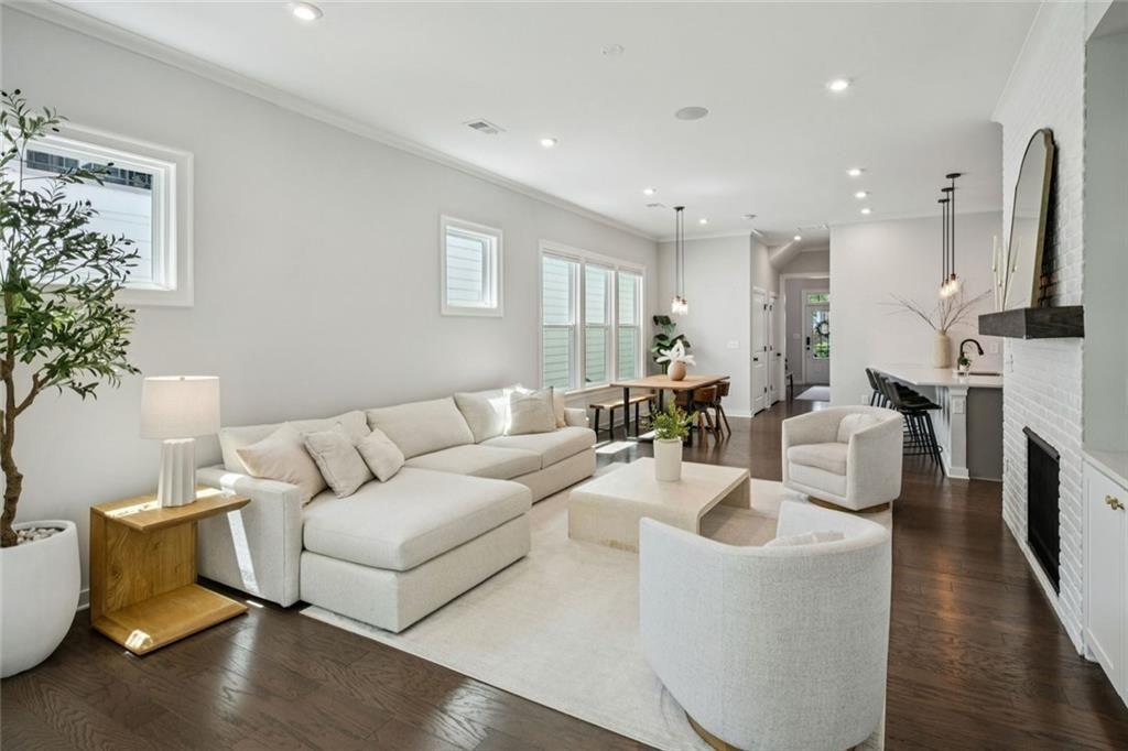 1229 Hampton Park Road